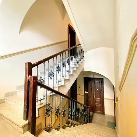 Apartament Bialy Z Jacuzzi Krakow Exterior photo