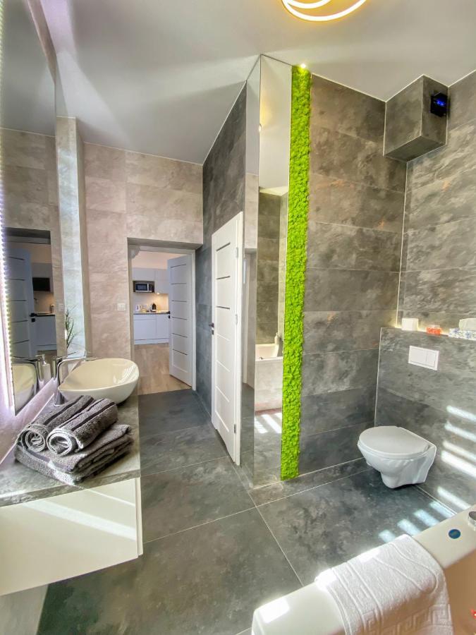 Bialy Z Jacuzzi Krakau